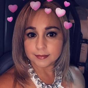 Meet your Posher, Sylvia